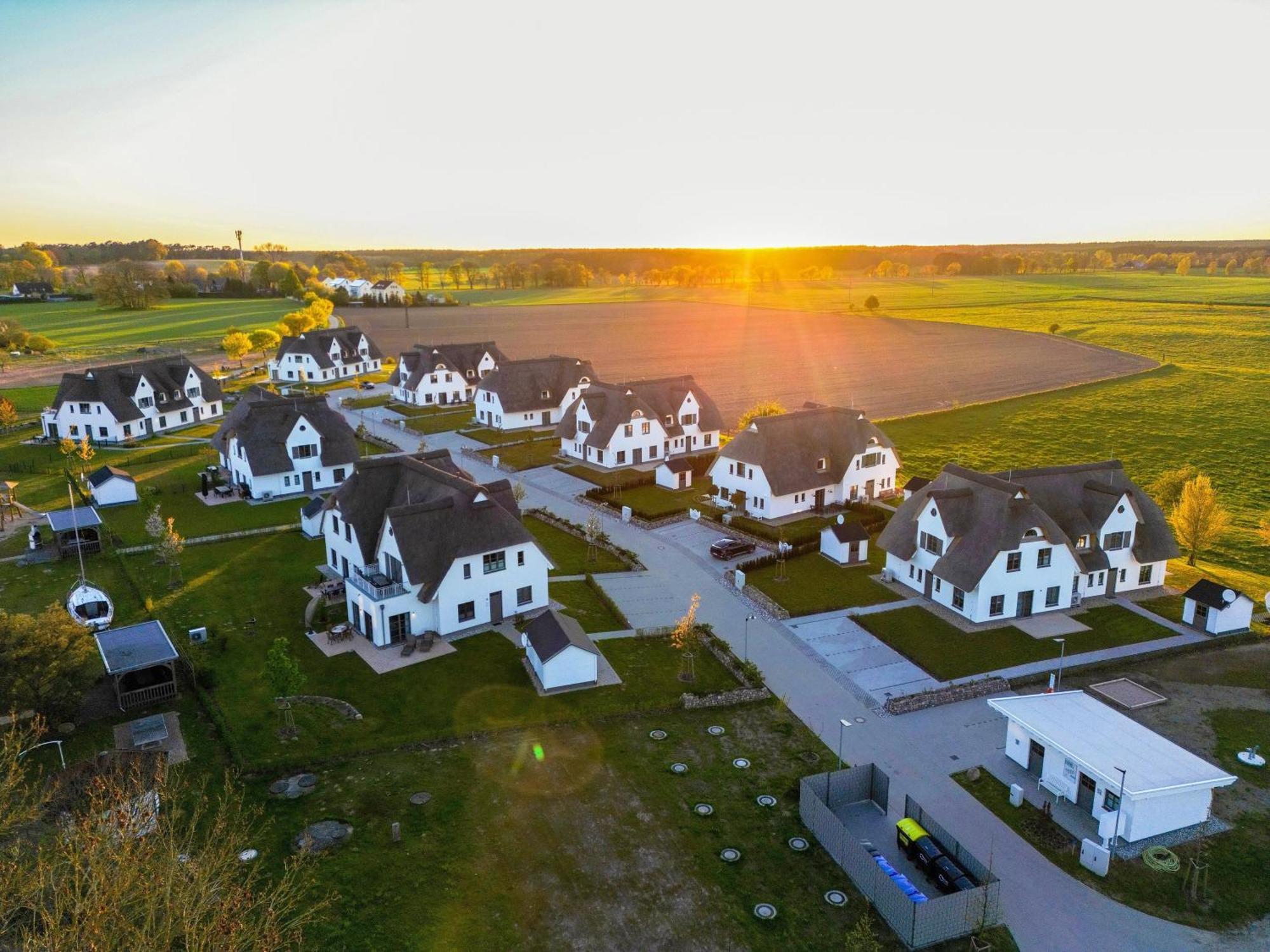 Villa Inseldomizil Stolpe - Urlaub Unter Reet Auf Usedom à Stolpe auf Usedom Extérieur photo